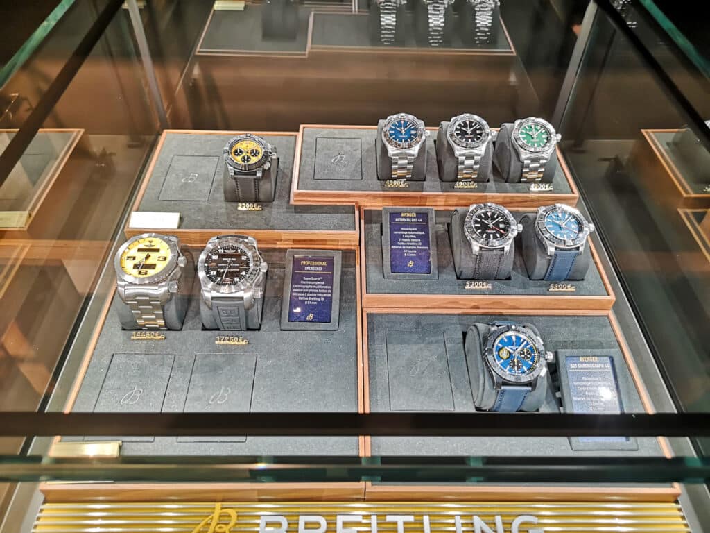 Vitrine Breitling